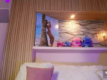 Stream thumbnail adri_crof