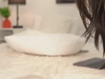 Stream thumbnail aliakai