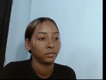 Stream thumbnail alice_411