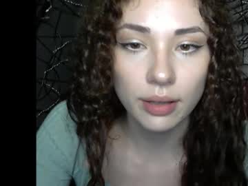 Stream thumbnail alice_com