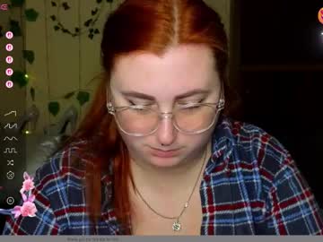 Stream thumbnail aliciaaared_kis