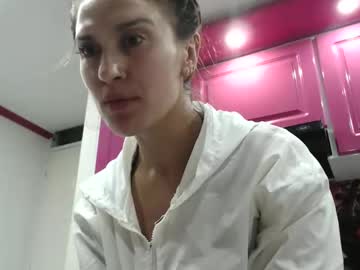 Stream thumbnail alipetite_