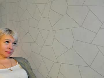 Stream thumbnail ann_annise