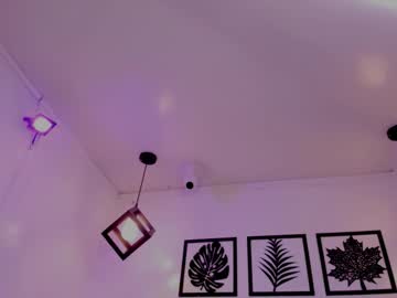 Stream thumbnail anniie_evans1