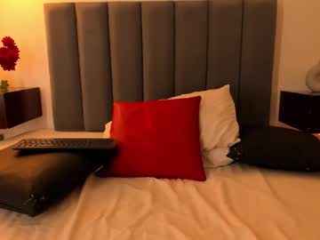 Stream thumbnail ariavelvet_