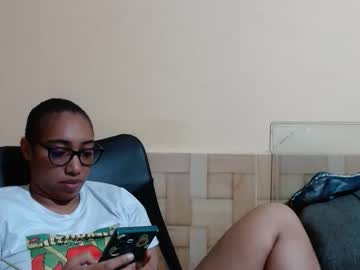 Stream thumbnail ava_f0xy