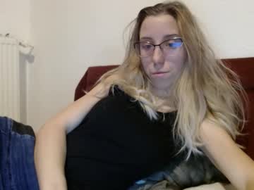 Stream thumbnail barelylegalblondy