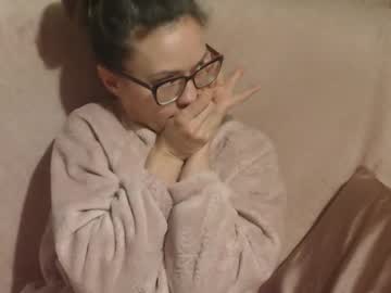 Stream thumbnail candylady136