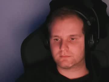 Stream thumbnail croissant911