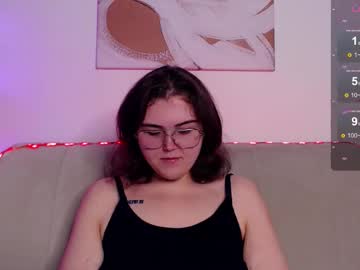 Stream thumbnail curvy_janie