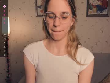 Stream thumbnail cutefluffy