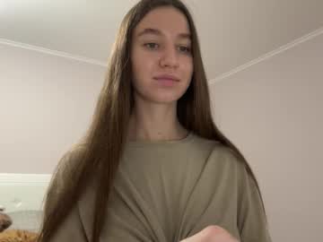 Stream thumbnail emberfamn