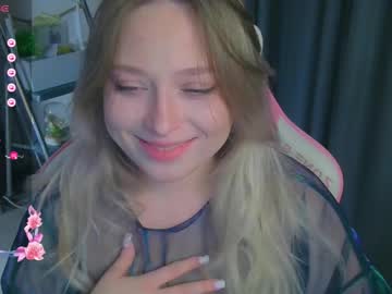 Stream thumbnail emiliaaah