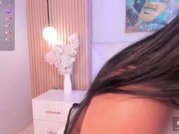 Stream thumbnail emma_roberts_1