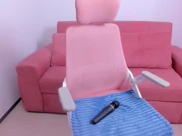 Stream thumbnail emmiejones_