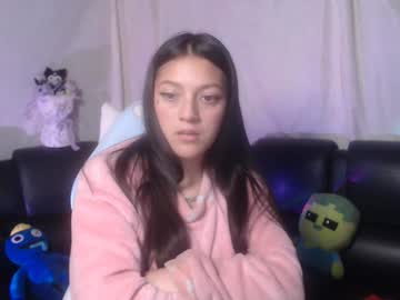 Stream thumbnail evangeline_petite