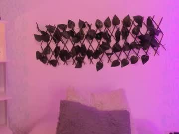 Stream thumbnail evaritz__