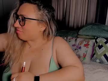 Stream thumbnail foxxxy__lady