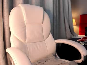 Stream thumbnail giovanna_oliveira