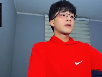 Stream thumbnail guy_veryhot1