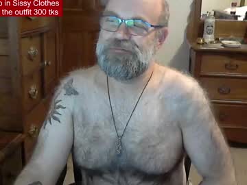 Stream thumbnail hairydaddybear69
