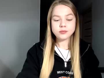 Stream thumbnail happy_fox_