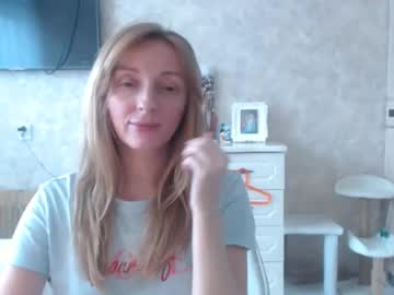 Stream thumbnail hellokittykaty