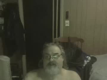 Stream thumbnail huggybear566