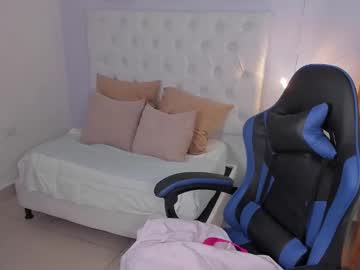 Stream thumbnail kitty_cayo