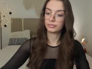 Stream thumbnail l1ttle_angel__