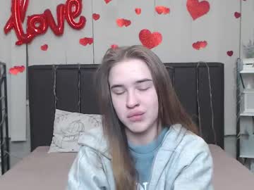 Stream thumbnail laurahlot