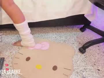 Stream thumbnail layla_clarke