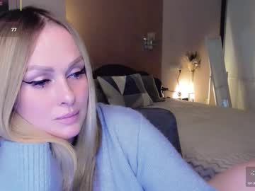 Stream thumbnail libby_nora