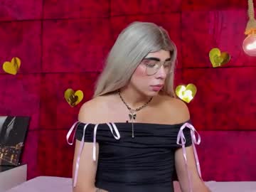 Stream thumbnail liiacollins