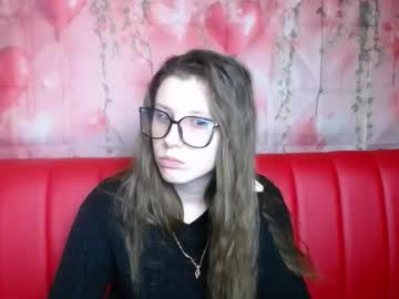 Stream thumbnail lilianashine