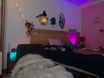 Stream thumbnail lolaverse