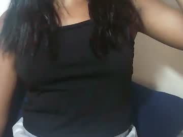 Stream thumbnail lovelylarra