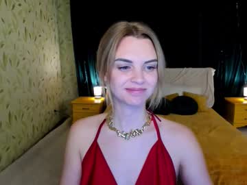 Stream thumbnail lunaflinn