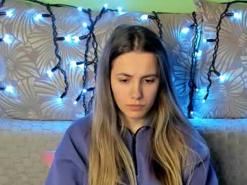 Stream thumbnail maggiecake