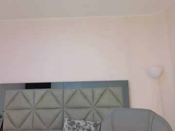 Stream thumbnail maiaa_ruiz