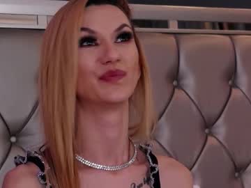 Stream thumbnail mayahales