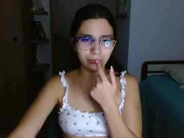 Stream thumbnail mia__lopez_