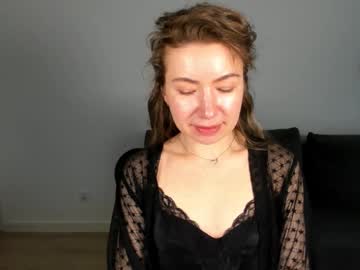 Stream thumbnail mia_luxx92