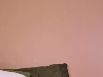 Stream thumbnail mialuxx