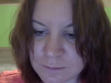 Stream thumbnail missis_laura