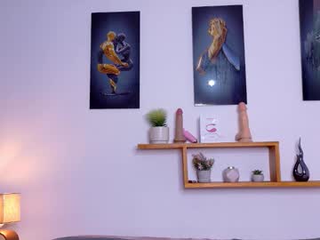 Stream thumbnail nairagold_