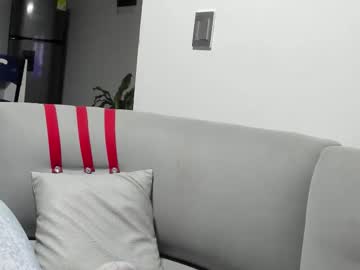 Stream thumbnail nikkibotero