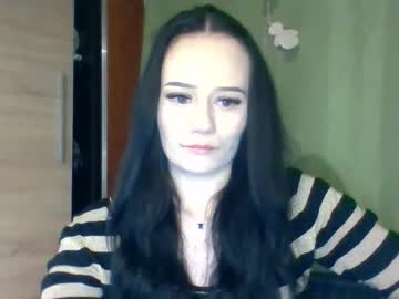 Stream thumbnail ninaseduce