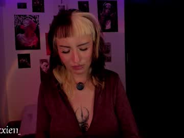 Stream thumbnail nixxie_