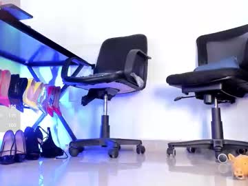 Stream thumbnail orianaflores